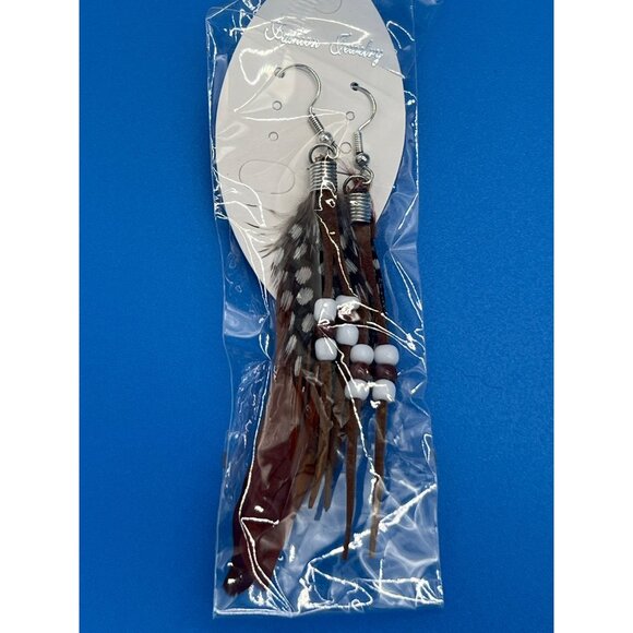 Hippie Costume Set With Fringe Vest Feather Earrings Beaded Headband & Round Sun - Picture 7 of 10